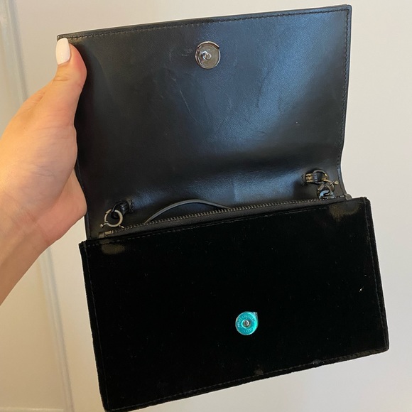 YSL All Black Wallet On Chain With Diamonds - Picture 4 of 6